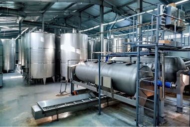 Metal Wine Storage Tanks for Cleaning
